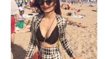 mouni roy